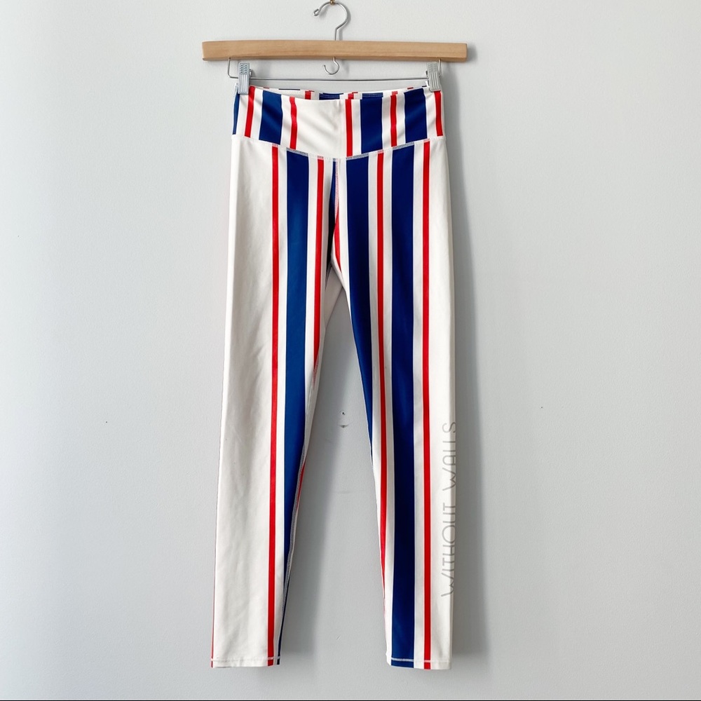 Without Walls Engineered Stripe Ankle Leggings M